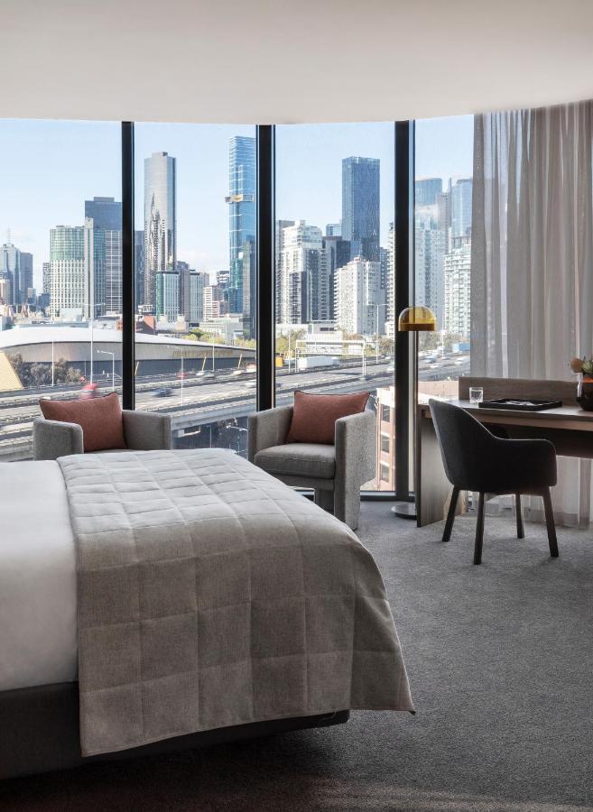 Oakwood Premier Melbourne Apart otel Dış mekan fotoğraf A guest room at the Westin Melbourne